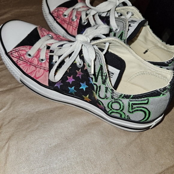 Converse All Star World Tour 1985 Sneakers size 9 women, with Iridescent stars - Picture 3 of 7